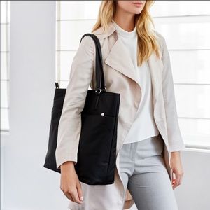 TT Lo&Sons Organizational Travel Bag